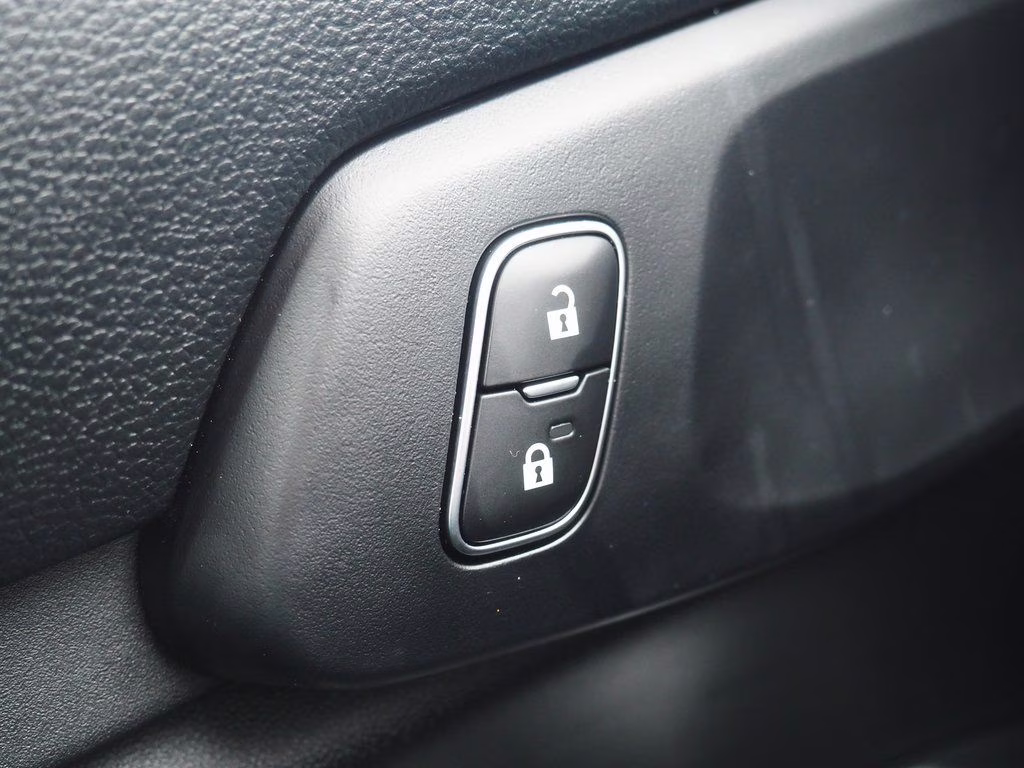 2025 Oxford White Ford Ranger XL RWD Truck