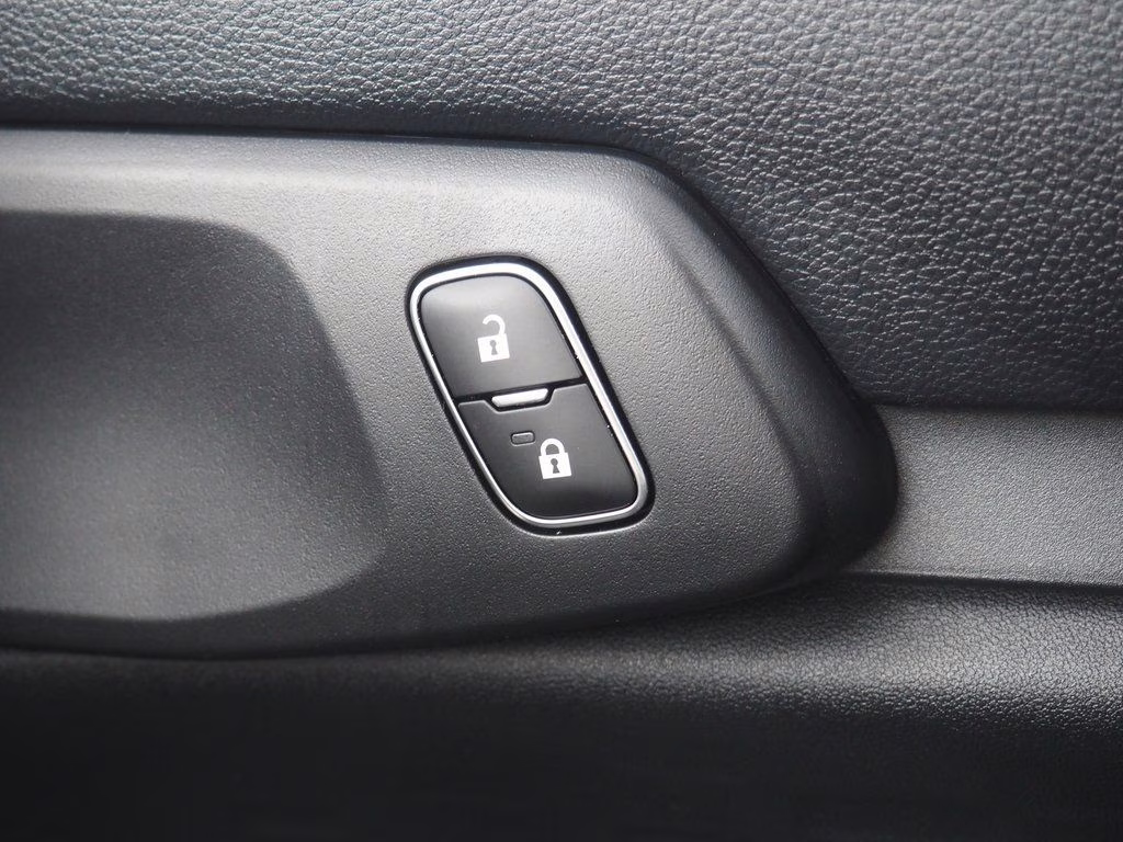 2025 Oxford White Ford Ranger XL RWD Truck