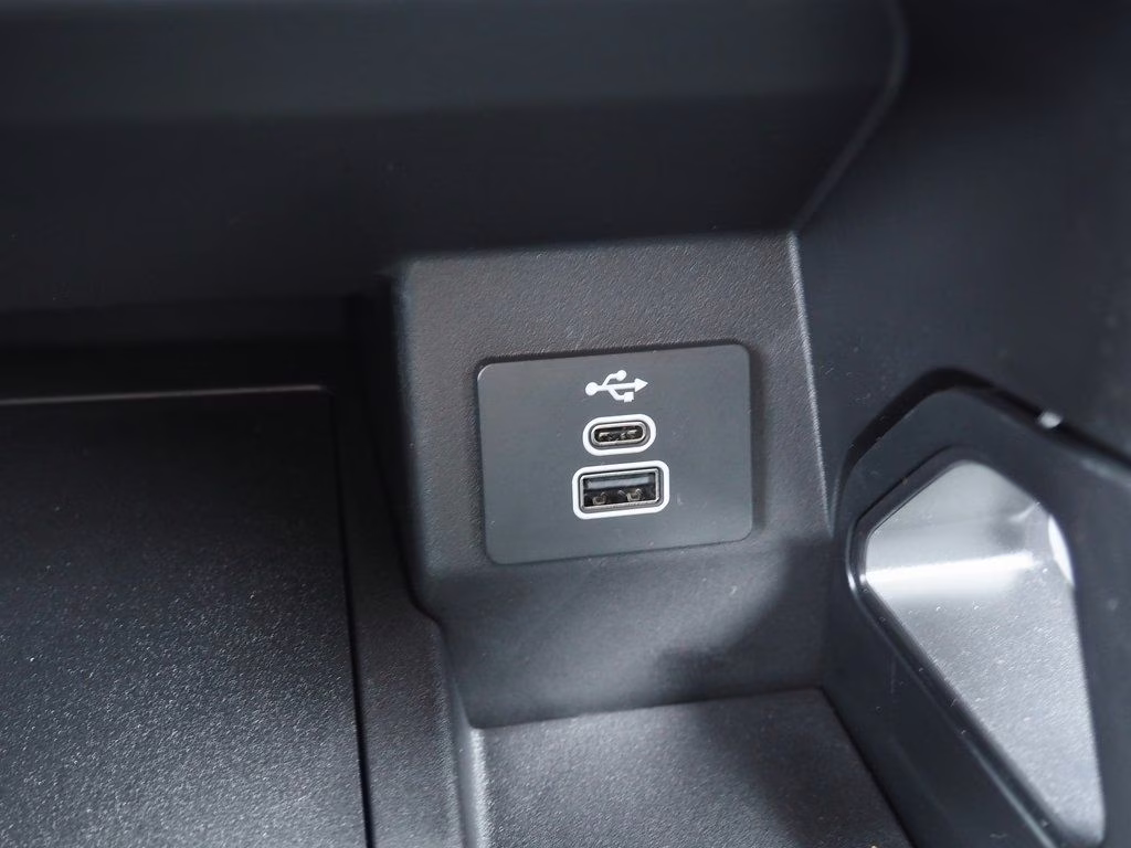 2025 Oxford White Ford Ranger XL RWD Truck