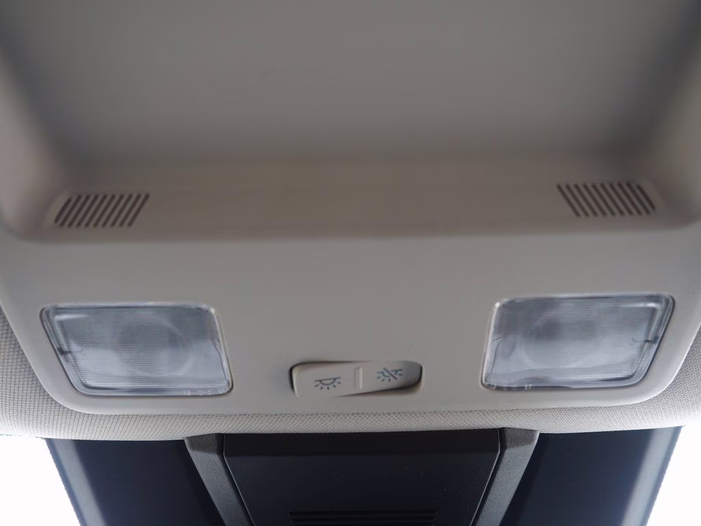 2025 Oxford White Ford Ranger XL RWD Truck