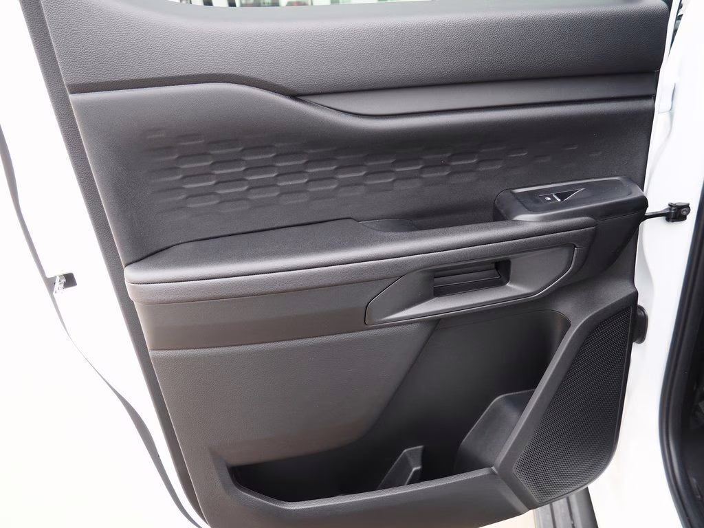 2025 Oxford White Ford Ranger XL RWD Truck