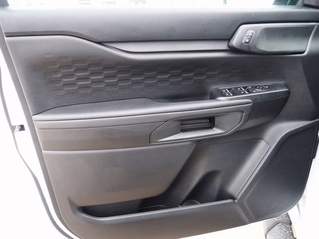 2025 Oxford White Ford Ranger XL RWD Truck