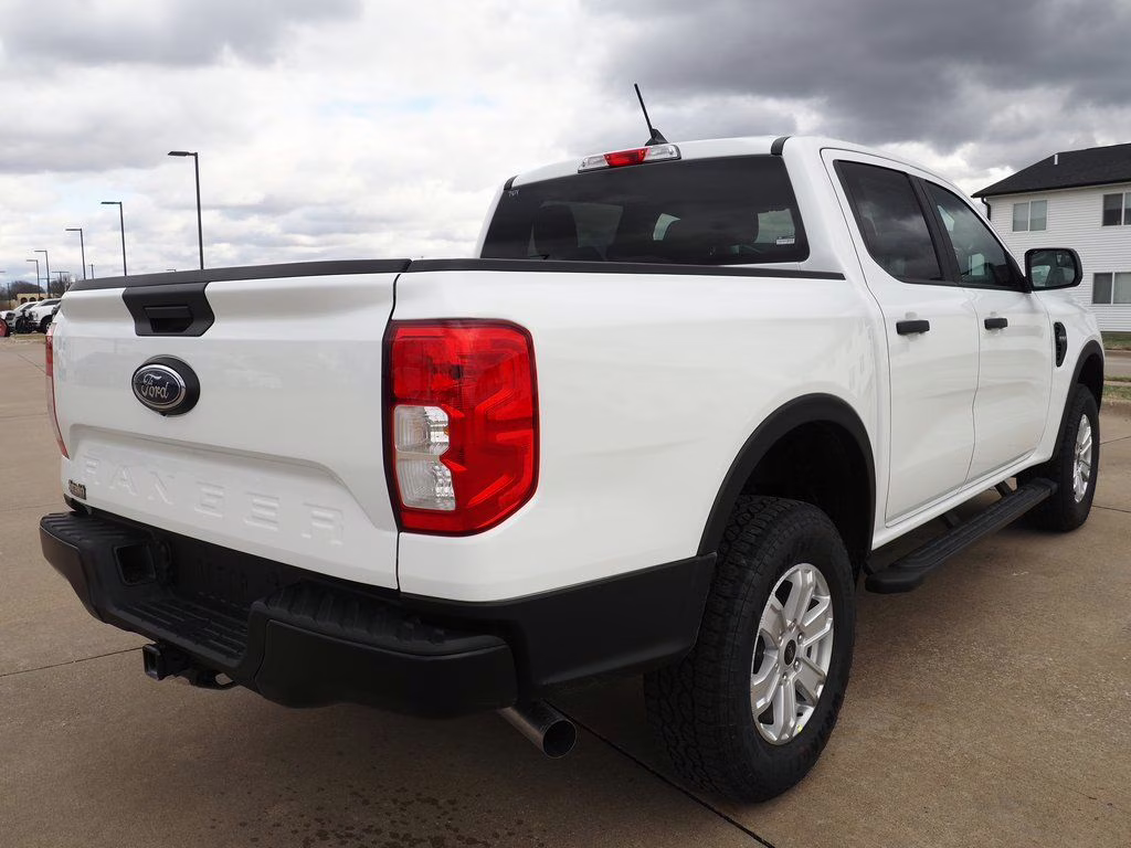 2025 Oxford White Ford Ranger XL RWD Truck