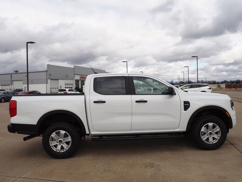 2025 Oxford White Ford Ranger XL RWD Truck