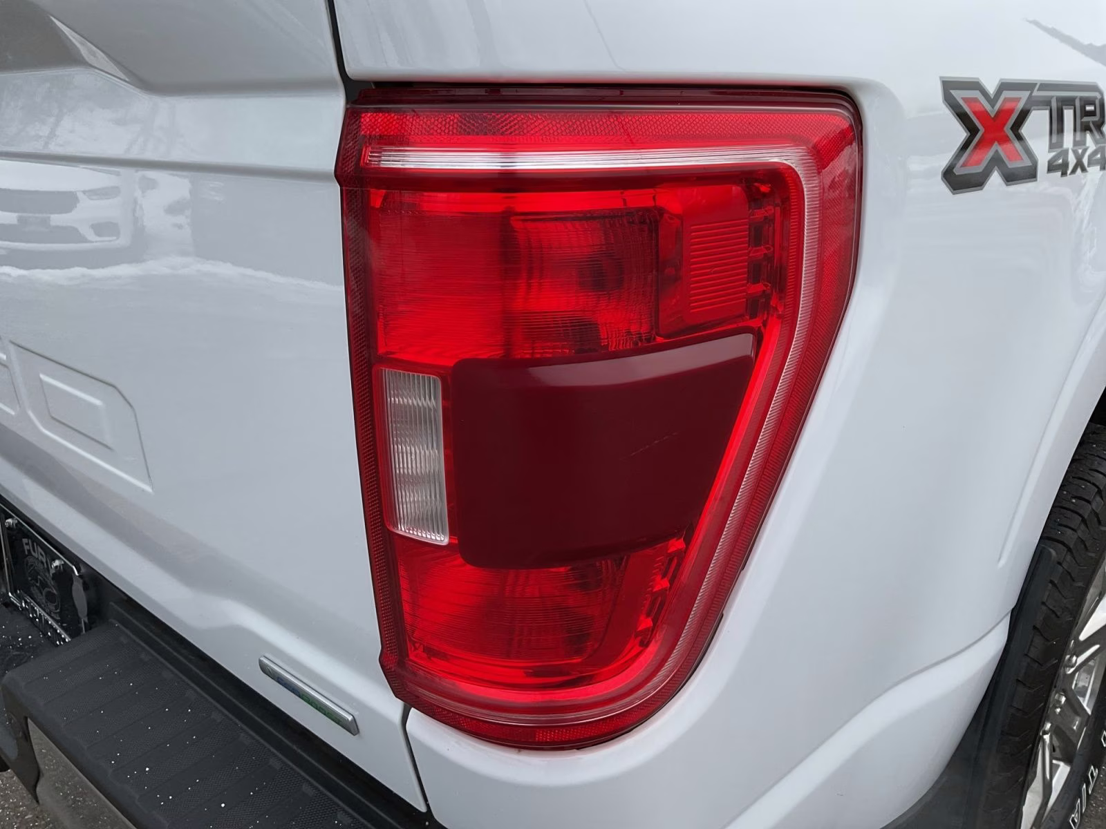 2023 Oxford White Ford F-150 XLT 4X4 Truck