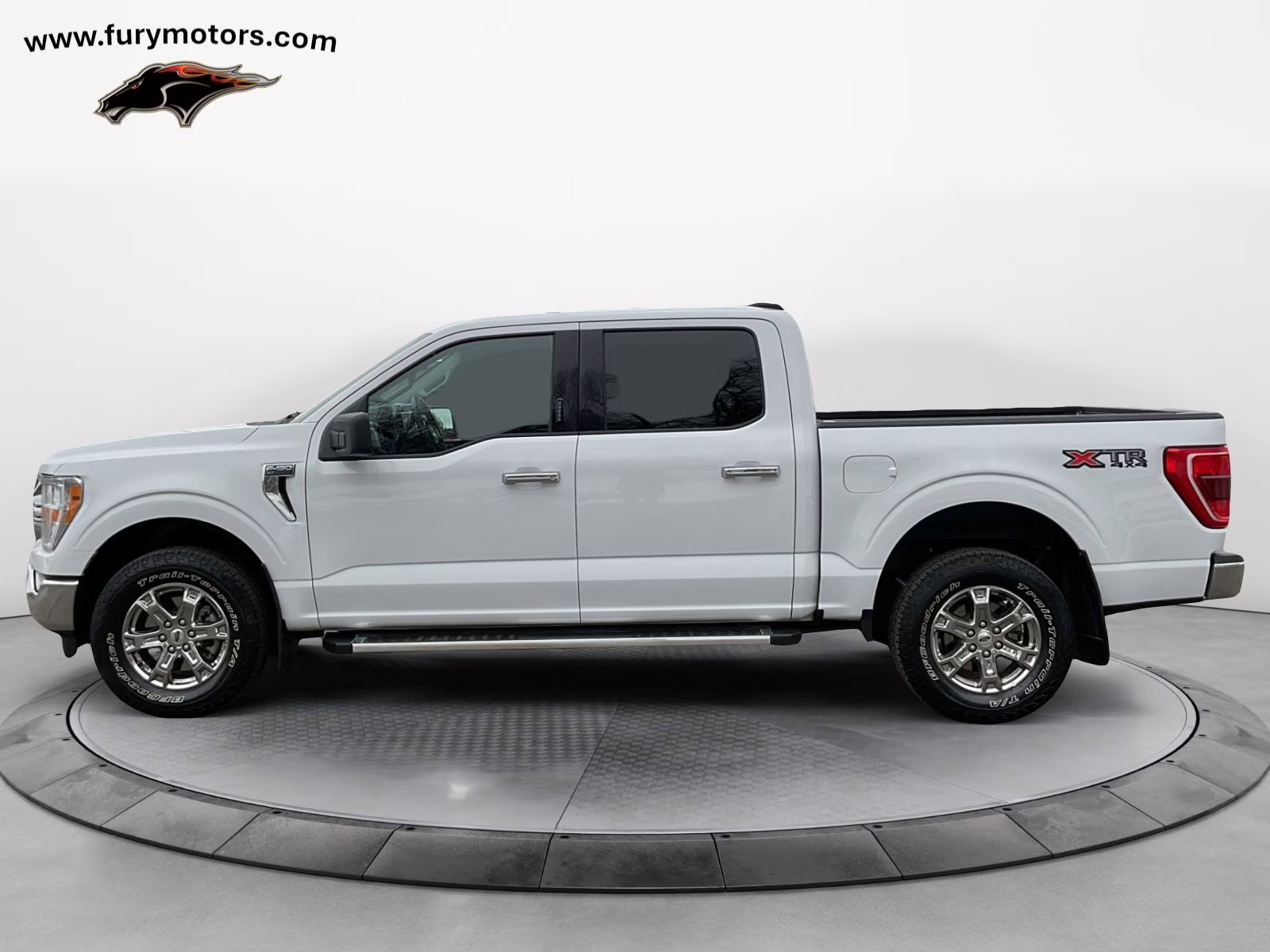 2023 Oxford White Ford F-150 XLT 4X4 Truck