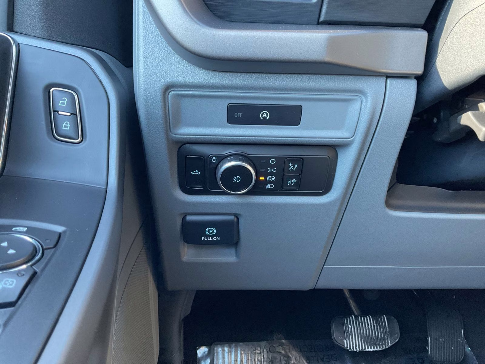 2025 Atlas Blue Metallic Ford F-150 XLT 4X4 Truck