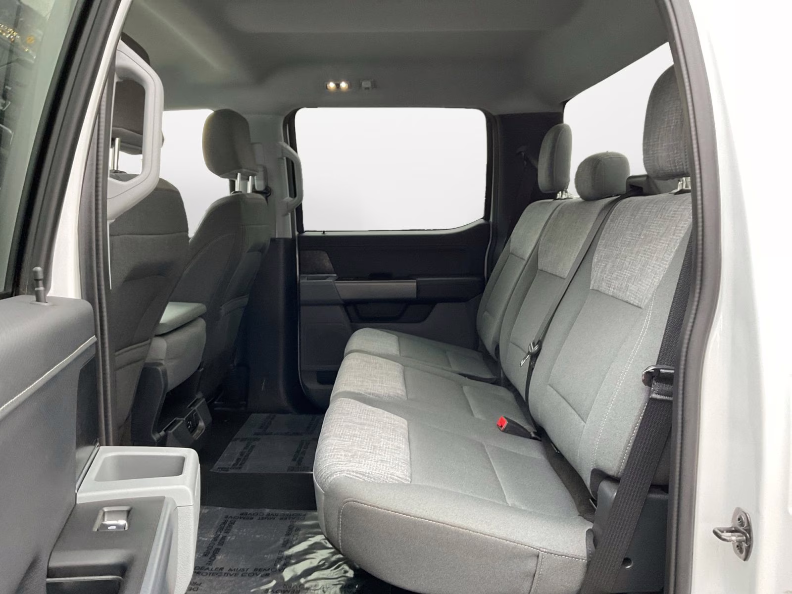 2023 Oxford White Ford F-150 XLT 4X4 Truck