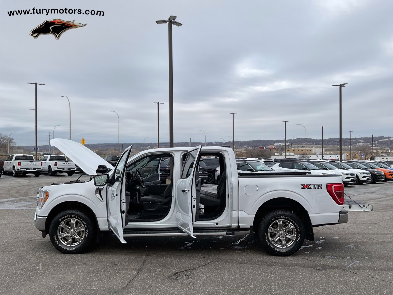 2023 Oxford White Ford F-150 XLT 4X4 Truck