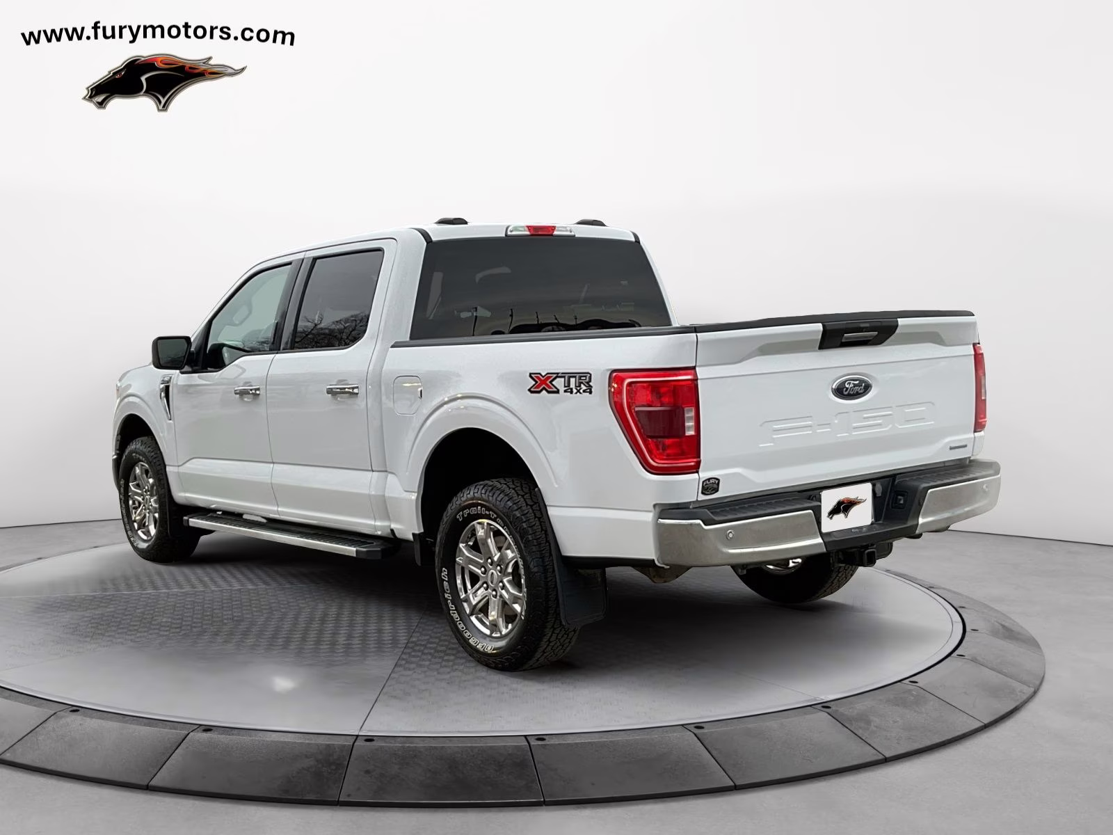 2023 Oxford White Ford F-150 XLT 4X4 Truck