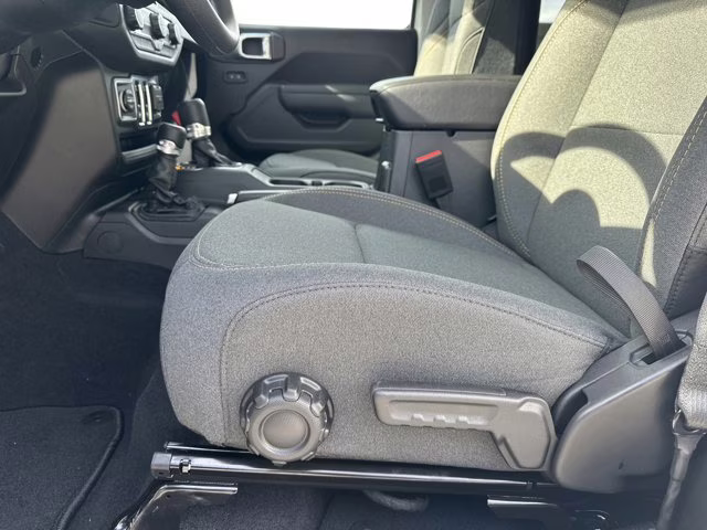 2026 Bright White Clearcoat Jeep Wrangler Sport 4X4 Convertible