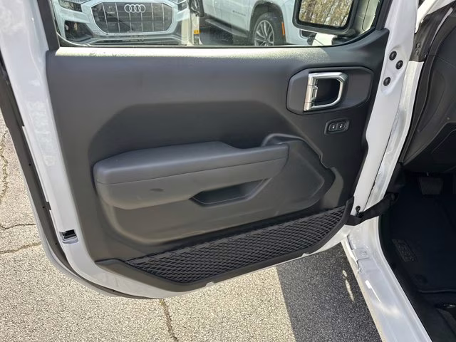 2026 Bright White Clearcoat Jeep Wrangler Sport 4X4 Convertible