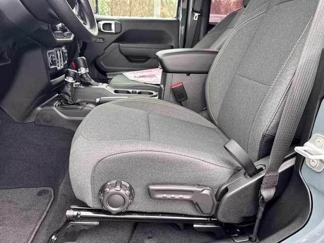 2026 Anvil Clear Coat Jeep Wrangler Sport 4X4 Convertible