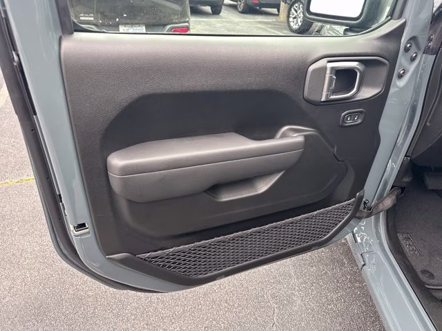 2026 Anvil Clear Coat Jeep Wrangler Sport 4X4 Convertible