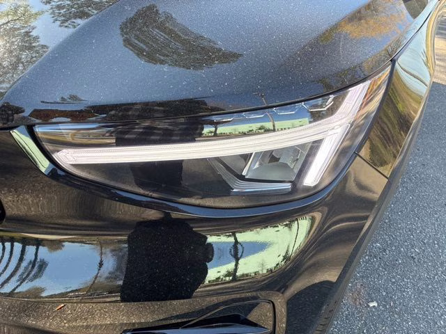 2026 Onyx Black Volvo XC40 B5 Plus AWD SUV