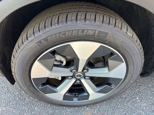 2026 Onyx Black Volvo XC40 B5 Plus AWD SUV