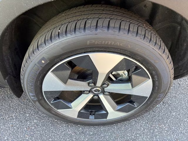 2026 Onyx Black Volvo XC40 B5 Plus AWD SUV