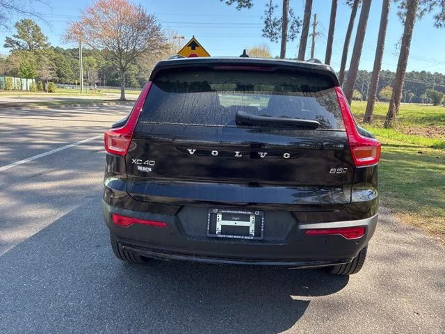 2026 Onyx Black Volvo XC40 B5 Plus AWD SUV