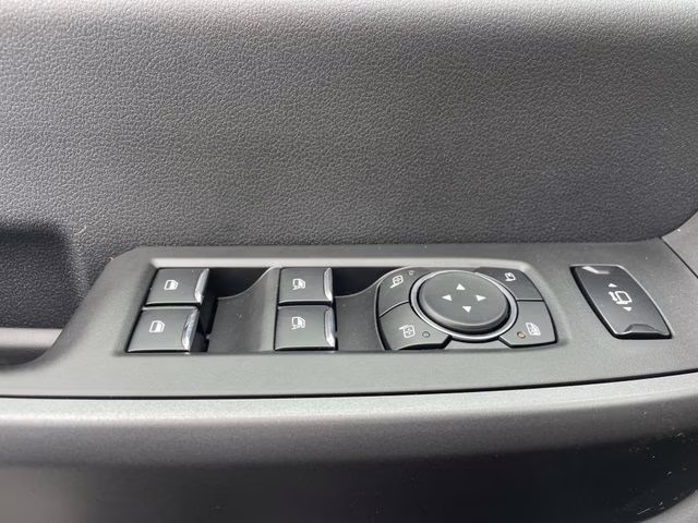 2026 Oxford White Ford Super Duty F-350 SRW XLT 4X4 Truck