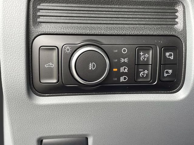 2026 Oxford White Ford Super Duty F-350 SRW XLT 4X4 Truck