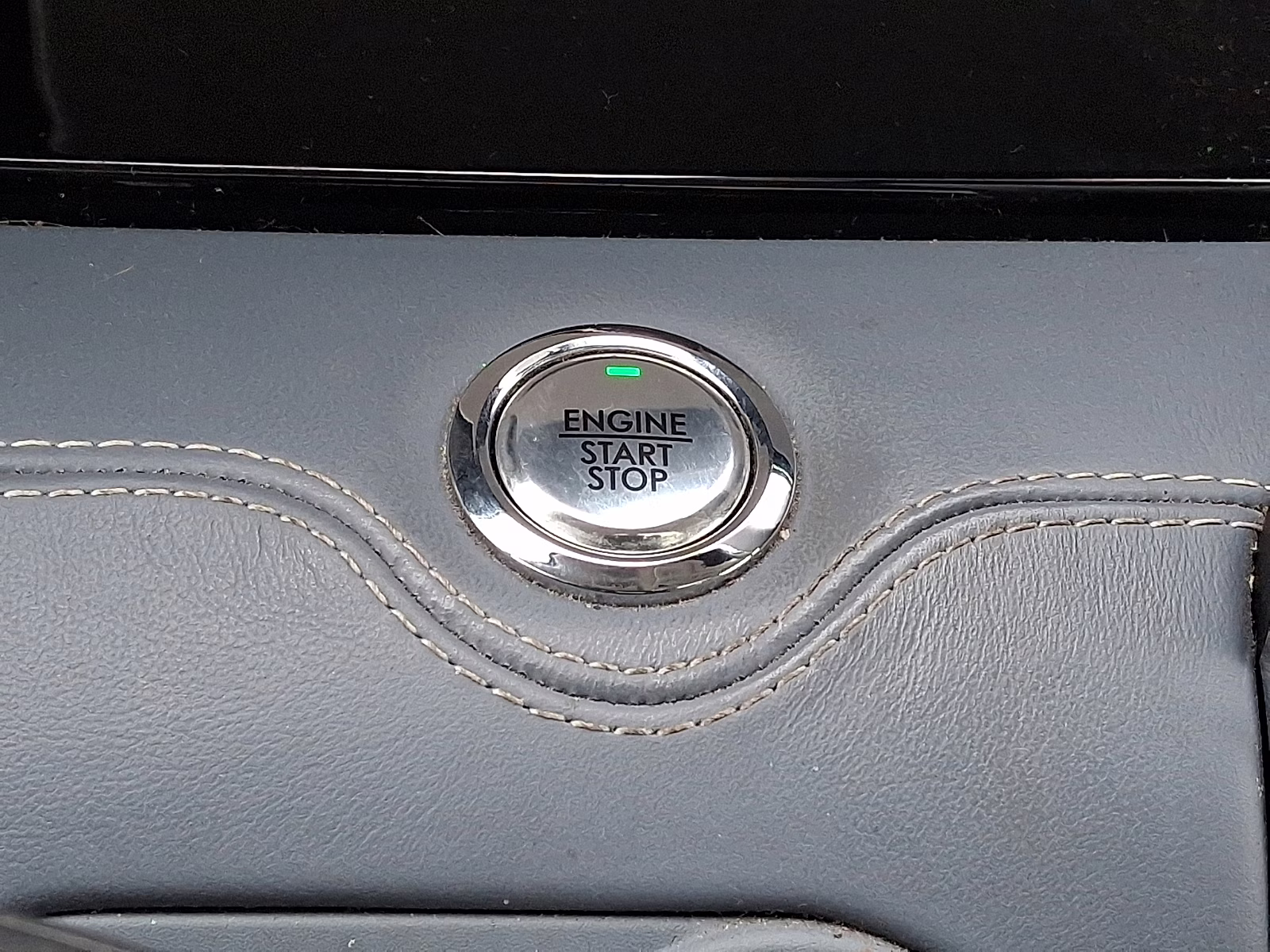 2021 Pristine White - AZ Lincoln Navigator Black Label L 4X4