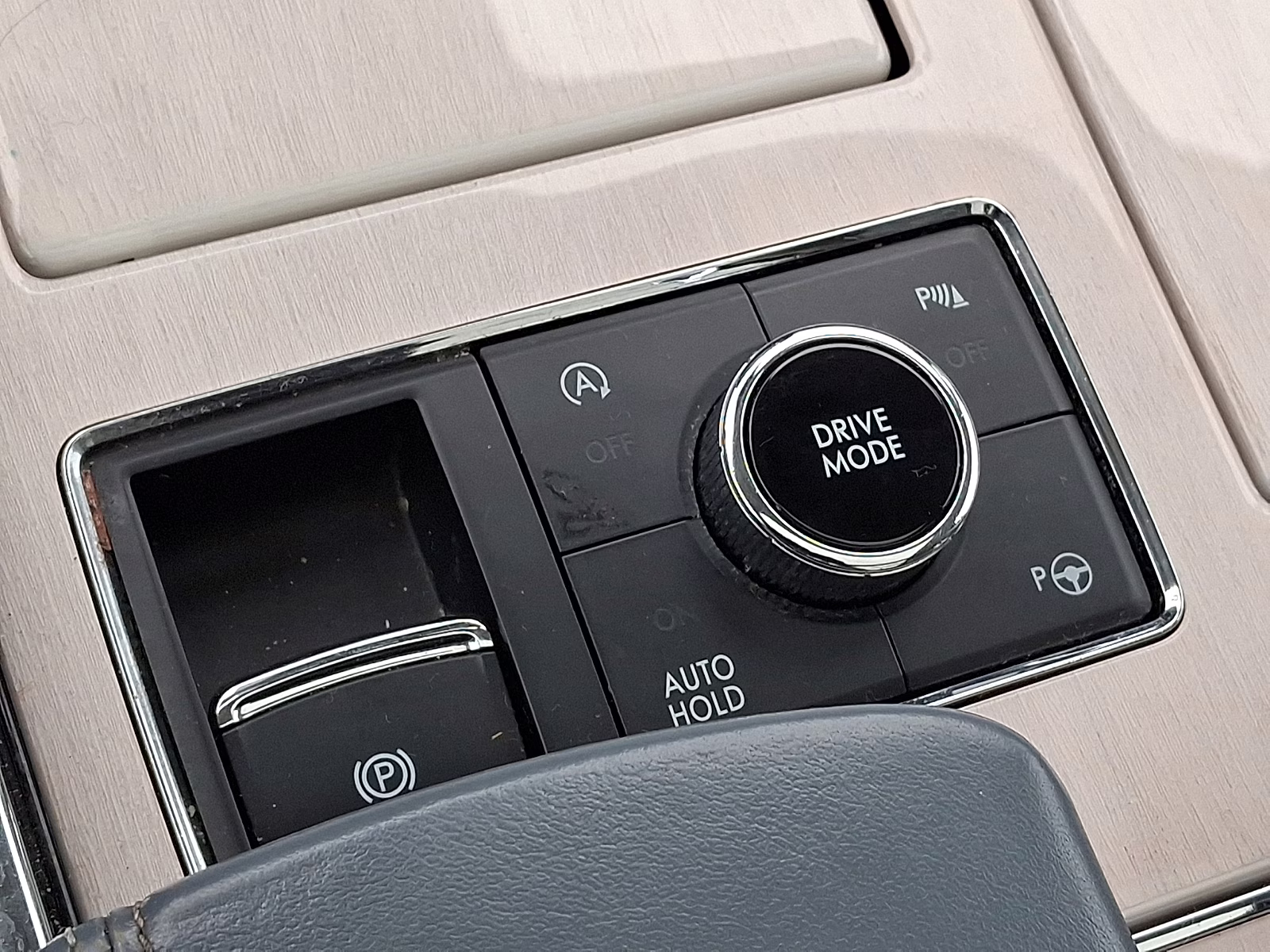 2021 Pristine White - AZ Lincoln Navigator Black Label L 4X4