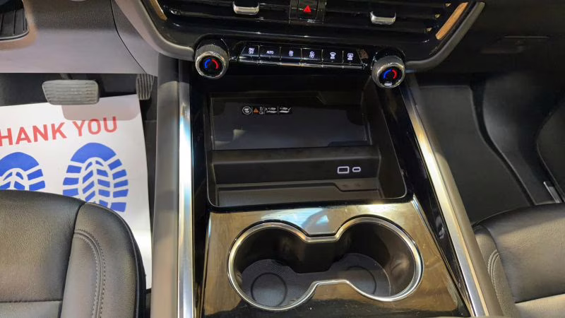 2025 Chevrolet Tahoe Z71 Sport Utility 4D 4X4