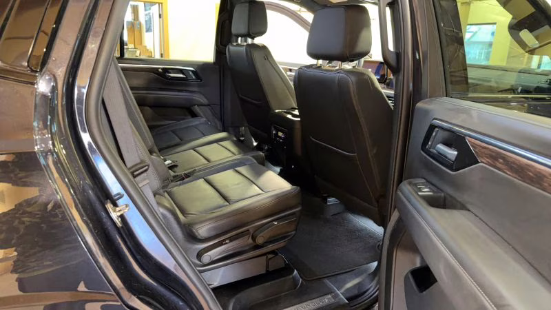 2025 Chevrolet Tahoe Z71 Sport Utility 4D 4X4