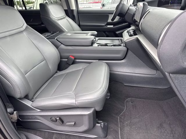2026 Black Metallic Ford Expedition Active RWD SUV