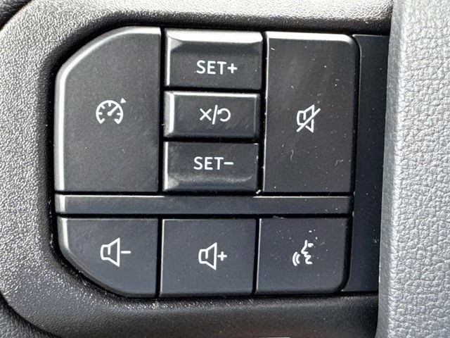 2026 Oxford White Ford Super Duty F-250 SRW XL 4X4 Truck