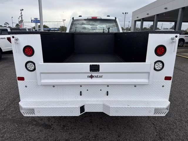 2026 Oxford White Ford Super Duty F-250 SRW XL 4X4 Truck