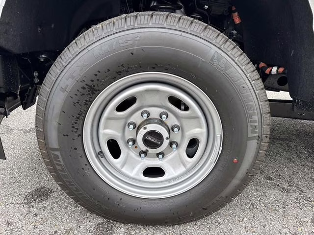 2026 Oxford White Ford Super Duty F-250 SRW XL 4X4 Truck