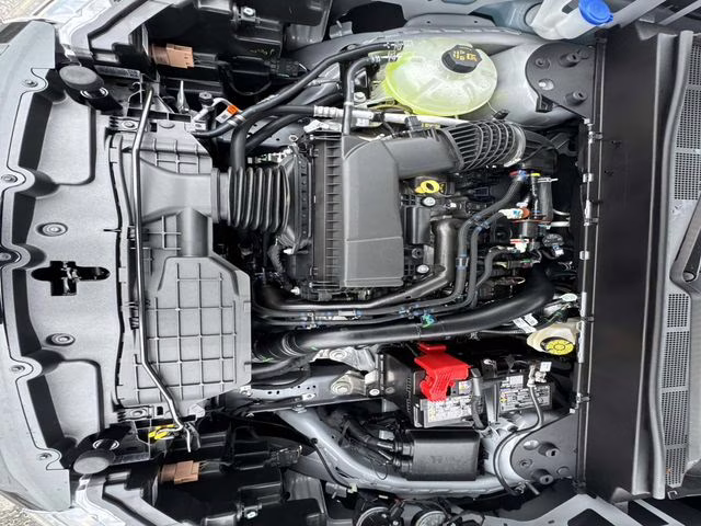 2026 White Metallic Ford Maverick Lobo Standard AWD Truck