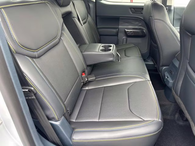 2026 White Metallic Ford Maverick Lobo Standard AWD Truck