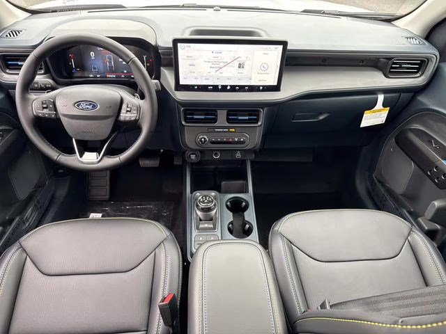 2026 White Metallic Ford Maverick Lobo Standard AWD Truck