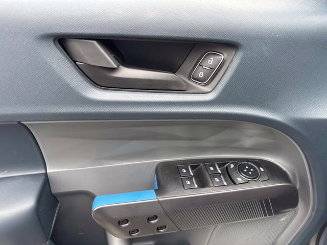 2026 White Metallic Ford Maverick Lobo Standard AWD Truck