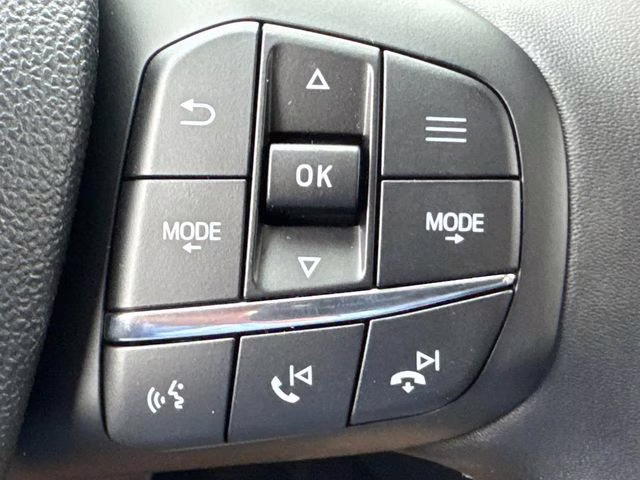 2026 White Metallic Ford Maverick Lobo Standard AWD Truck