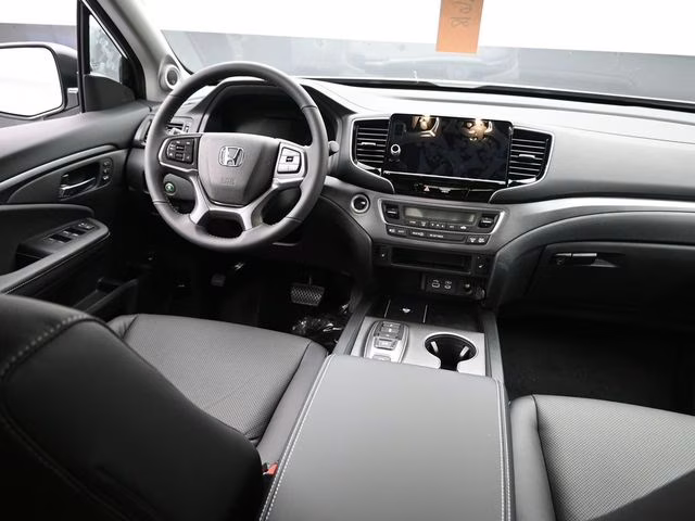 2026 Platinum White Pearl Honda Ridgeline RTL AWD Truck
