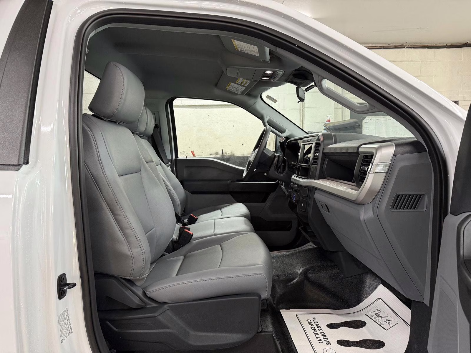 2026 Oxford White Ford Super Duty F-250 SRW XL 4X4 Truck