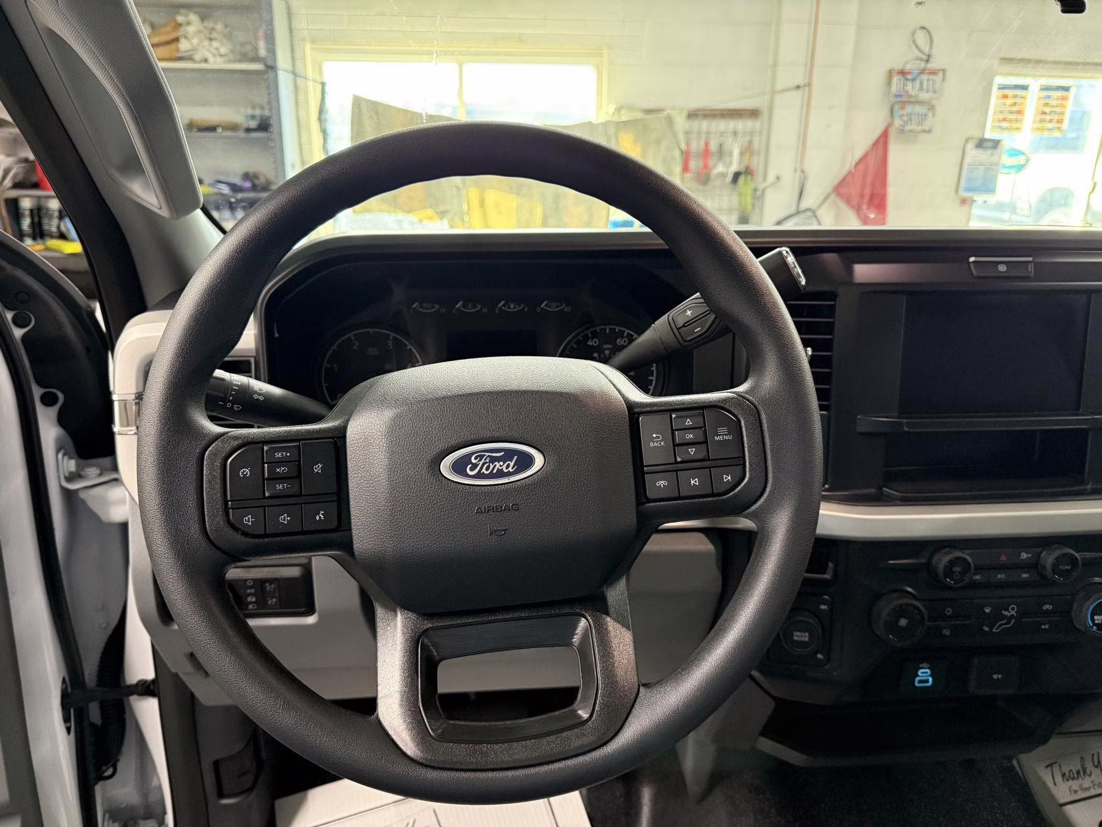 2026 Oxford White Ford Super Duty F-250 SRW XL 4X4 Truck