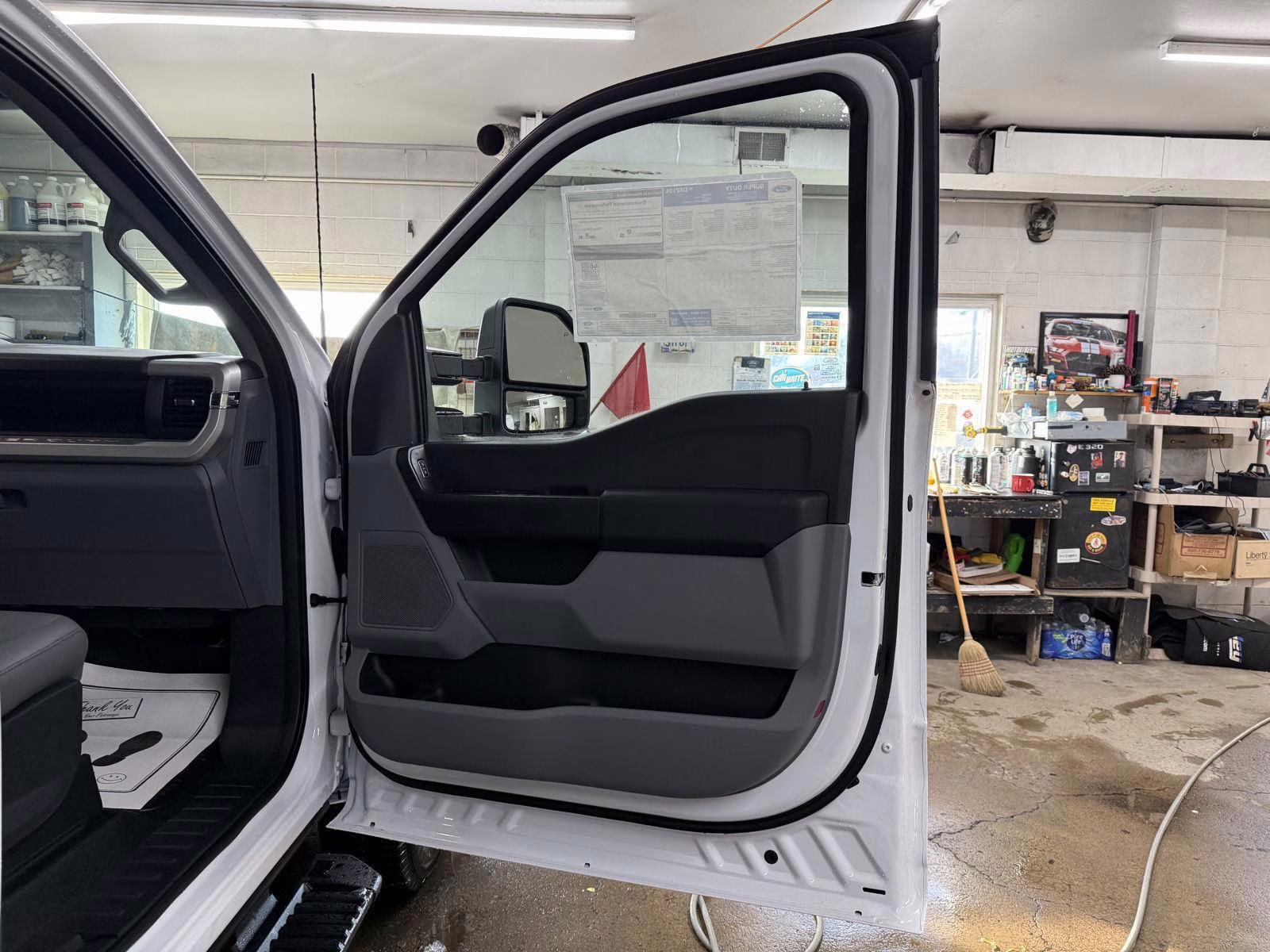 2026 Oxford White Ford Super Duty F-250 SRW XL 4X4 Truck