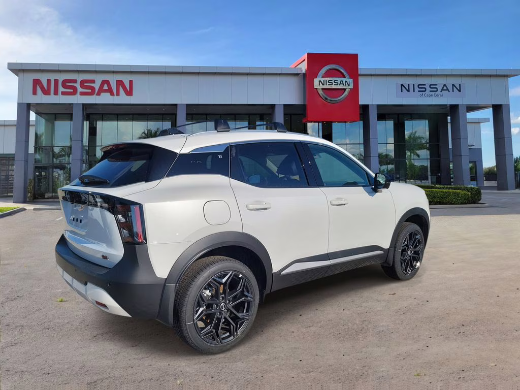 2026 Aspen White Nissan Kicks SR FWD SUV