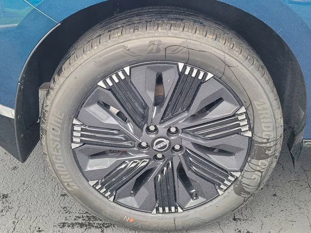 2026 Pearl Metallic Nissan Murano Platinum AWD SUV