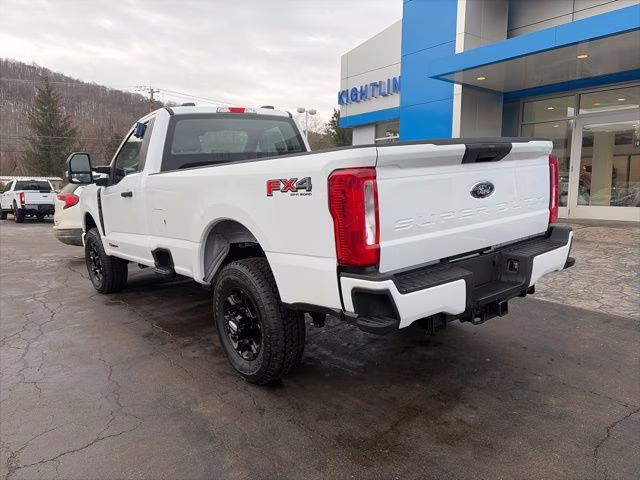 2026 Oxford White Ford Super Duty F-250 SRW XL 4X4 Truck
