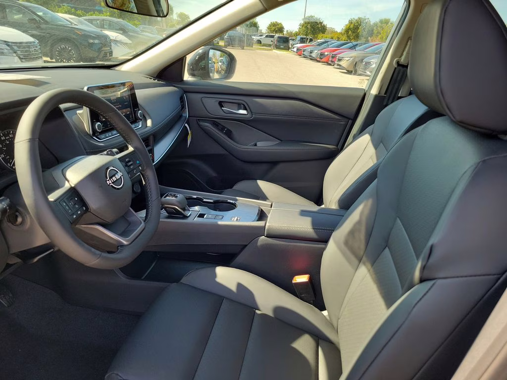 2026 Boulder Gray Pearl Nissan Rogue SV FWD SUV