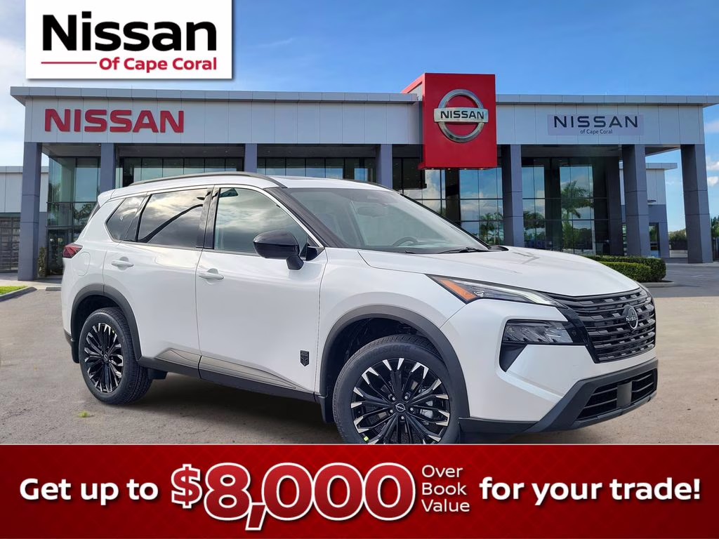 2026 Everest White Pearl Tricoat Nissan Rogue Dark Armor AWD SUV