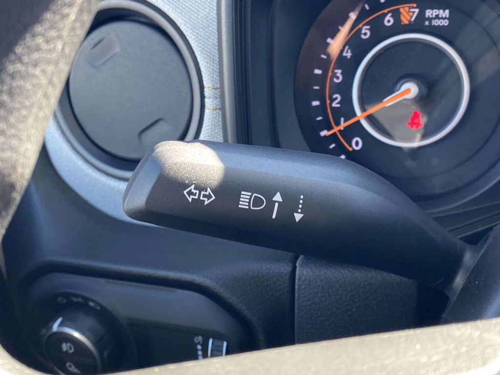 2026 Bright White Clearcoat Jeep Gladiator Sport 4X4 Truck