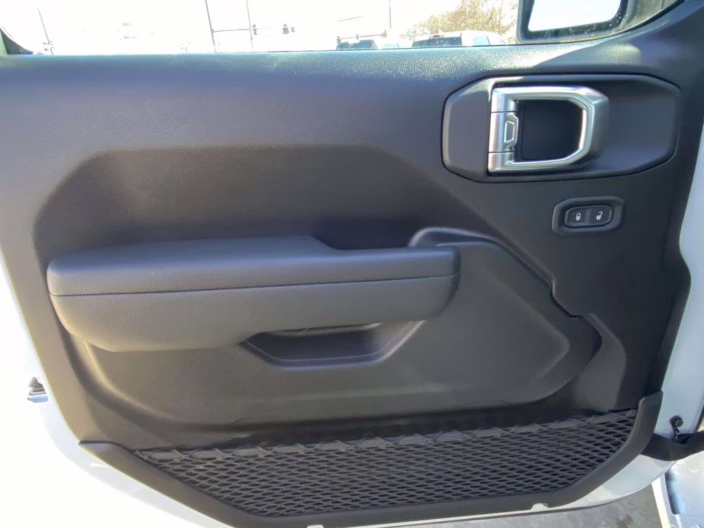 2026 Bright White Clearcoat Jeep Gladiator Sport 4X4 Truck