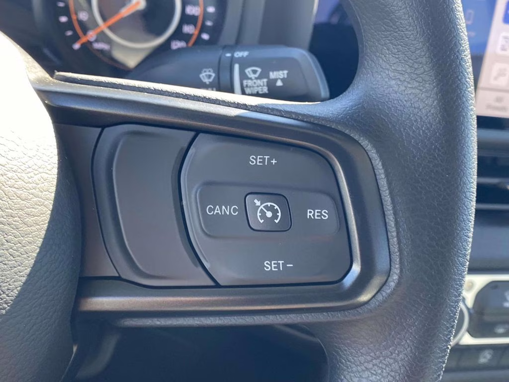 2026 Bright White Clearcoat Jeep Gladiator Sport 4X4 Truck