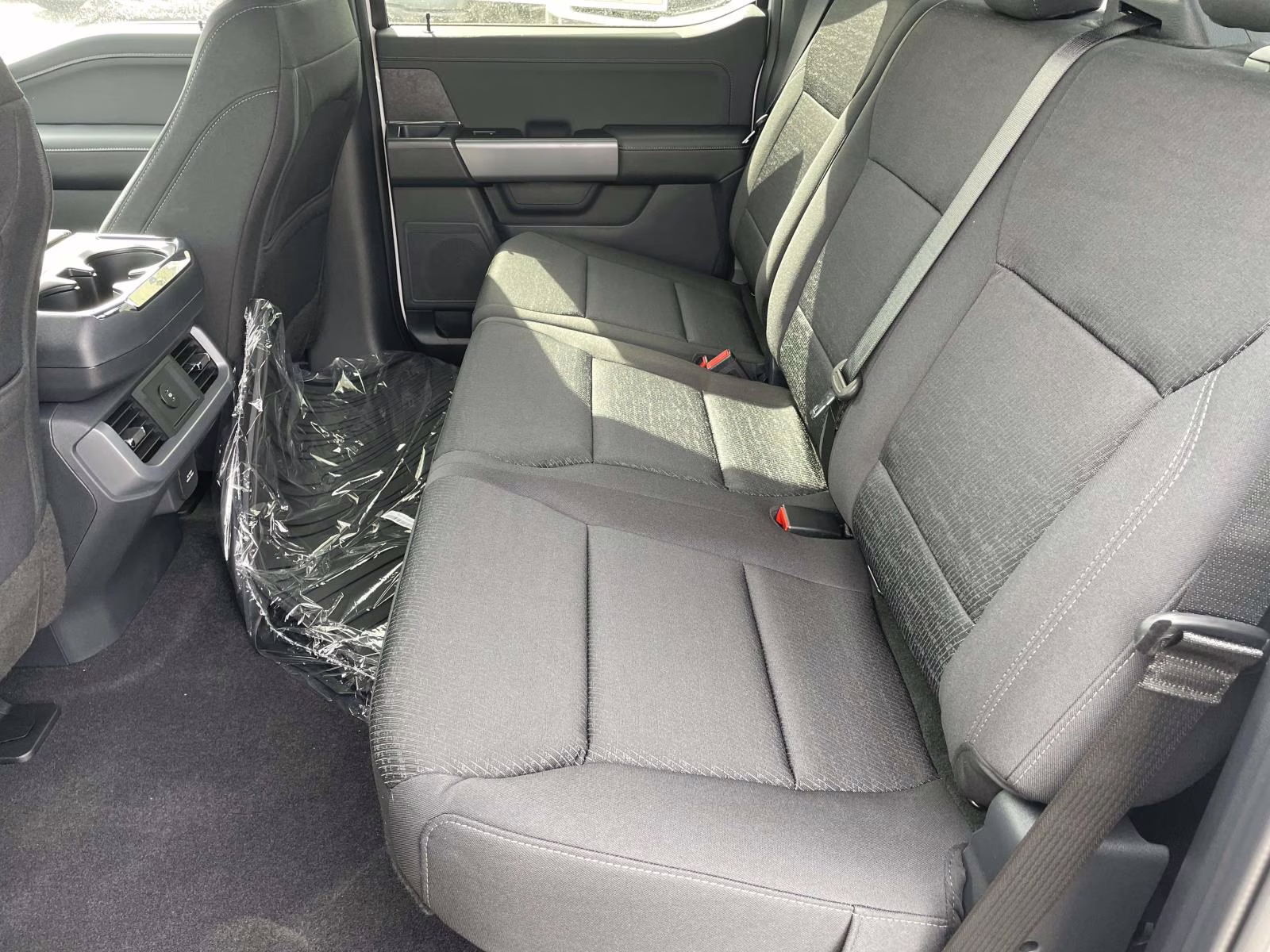 2026 Oxford White Ford F-150 XLT 4X4 Truck